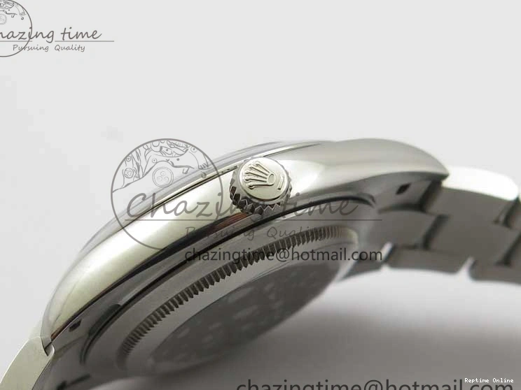 1226 Casual Oyster Perpetual 41mm 124300 EWF Best Edition Red Dial on SS Bracelet A 2856